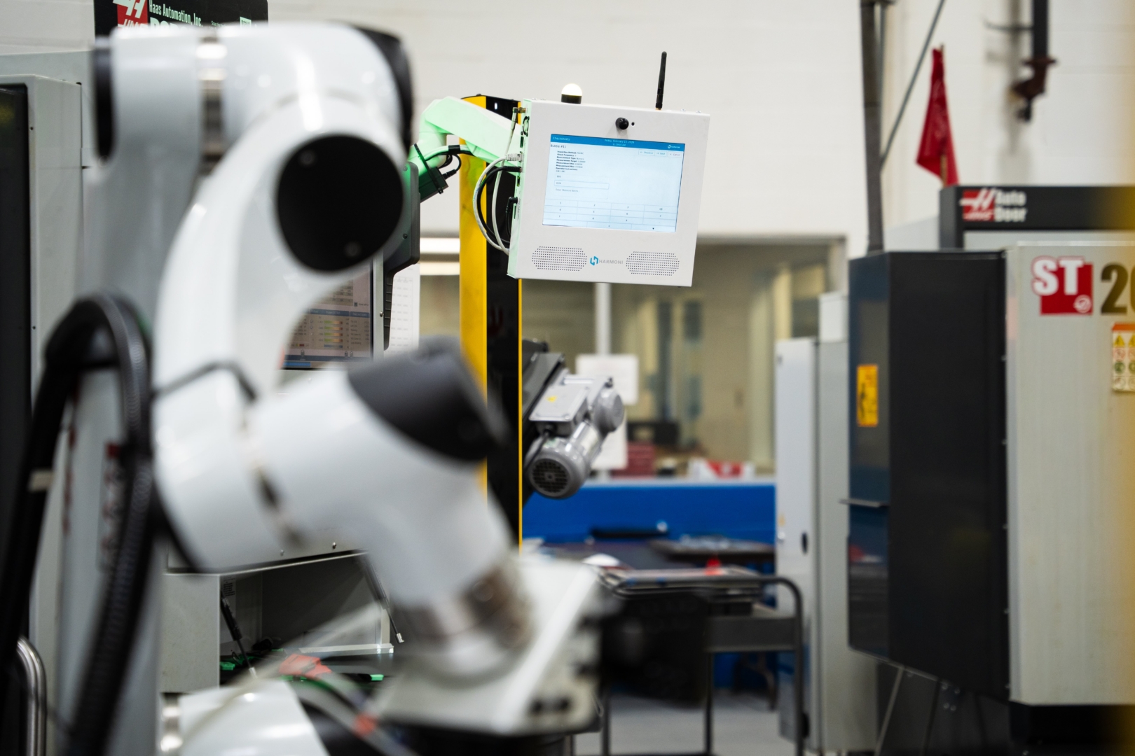 The 15-Minute Problem: How Small Delays Drain Factory Capacity